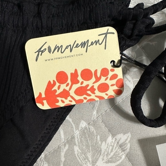 Free People IT’S NOW COOL The Frill Tie Eco Bikini Bottom, Size Medium (v) - Picture 10 of 14